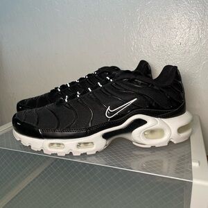 Women’s Nike Air Max Plus